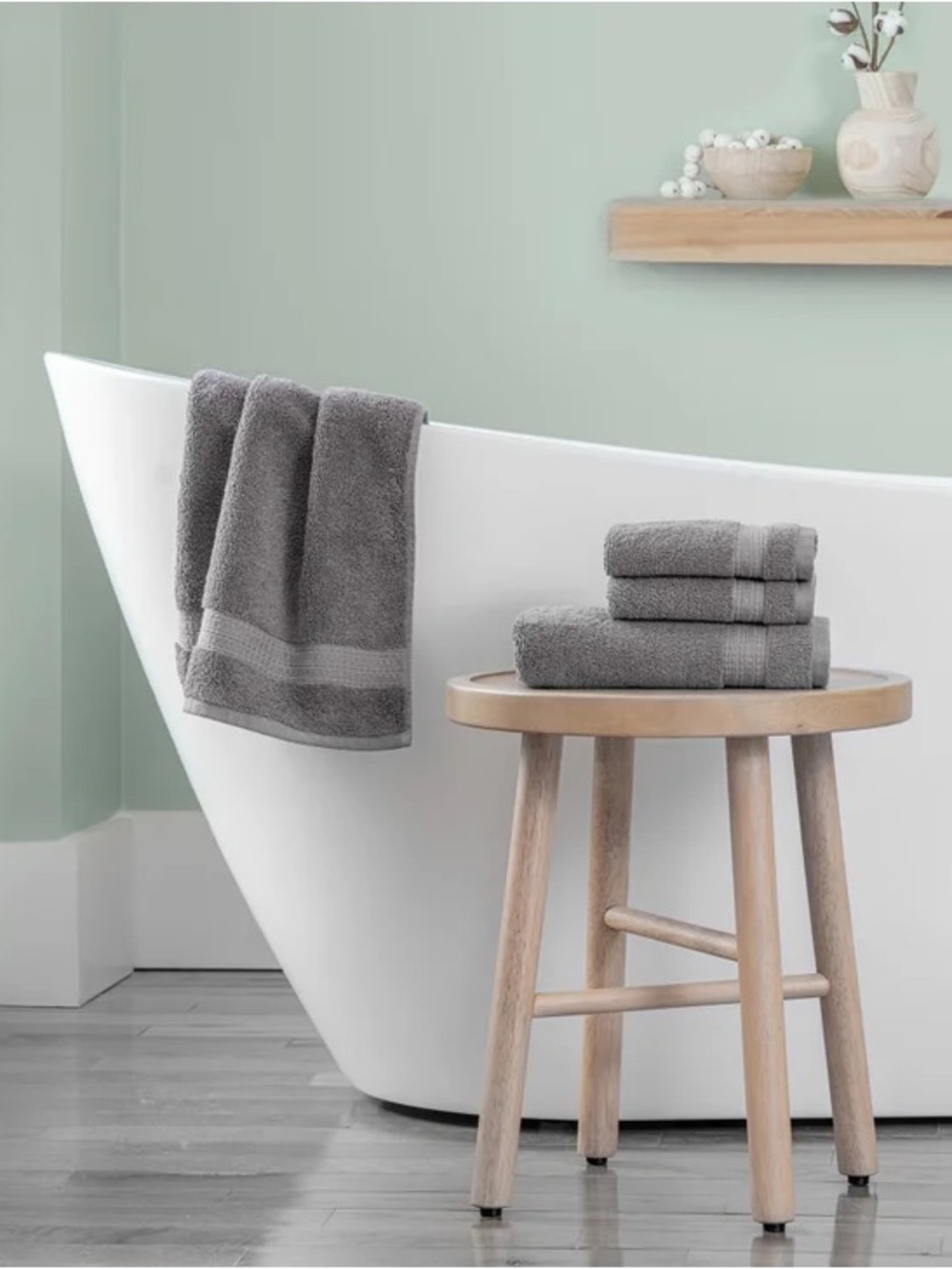 PURELY INDULGENT 4-Piece Towel Set ( hand towels and wash cloths )